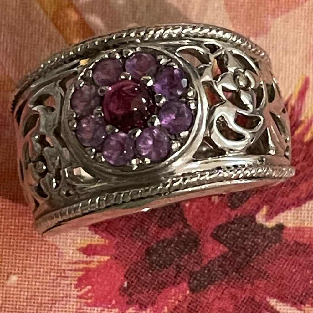 Marilyn & Co. Sterling Silver Filigree Ring - Picture 1 of 8